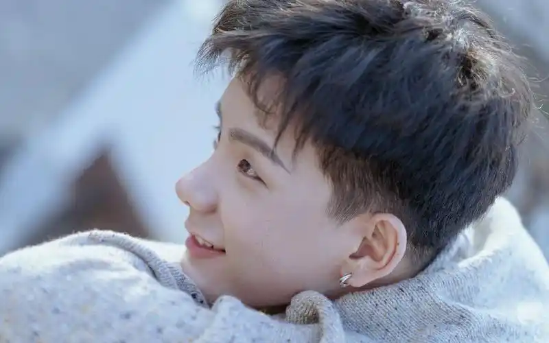 羊仔进来听羊仔叫哥哥啊每一句哥哥都能带走你甜美羊仔在线撒娇