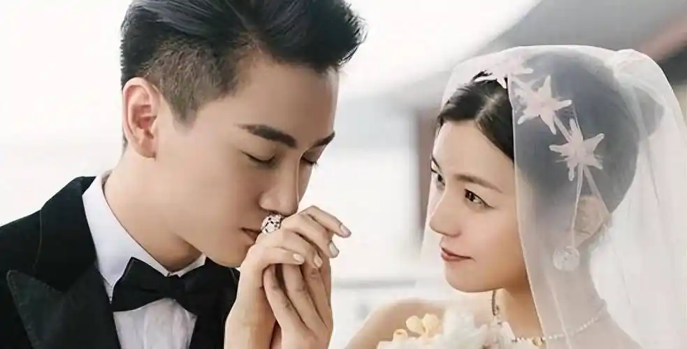 结婚7年,陈妍希失去了一切_赵丽颖_网友_观众