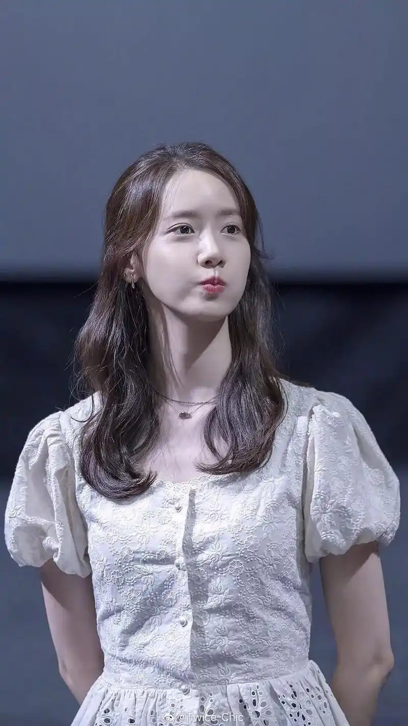 精美图集|宅男女神林允儿