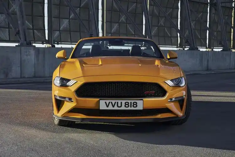 野马跑车报价2022款野马车标什么样子