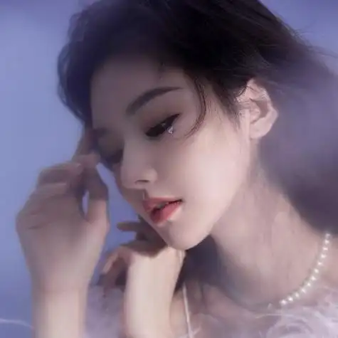 顶级大气女生头像高清高级的又纯又撩人头像女生图片