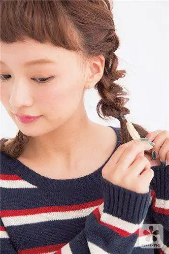 简单麻花辫 简约可爱风