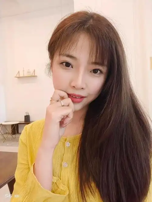 还在做"手残党"?自拍技巧学起来,让你分分钟变女神