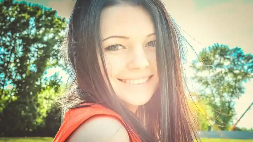 人物美女黑发微笑womenbrunettesmiling壁纸图片