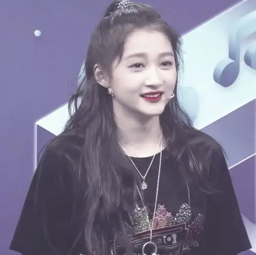 自调关晓彤滤镜头像禁二传二改.抱图标明… - 堆糖,美图壁纸兴趣社区