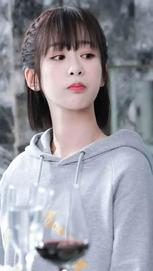 杨紫 可爱的小葡萄