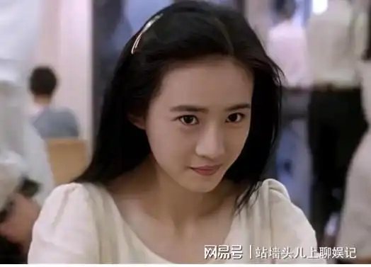 "说的便是演员桑尼,她的英文名字:"sunny",就是希望自己的未来能像