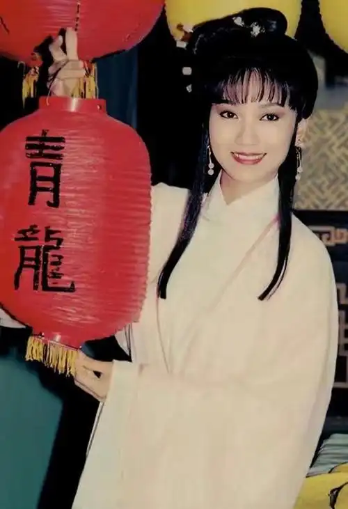 赵雅芝年轻时艳绝无双,宛如人间仙子,美了一辈子古装女神!