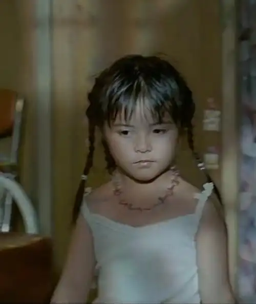 p data-id="t6vrikhpxe8g">晶晶,是犯罪动作片《门徒》中的 a target