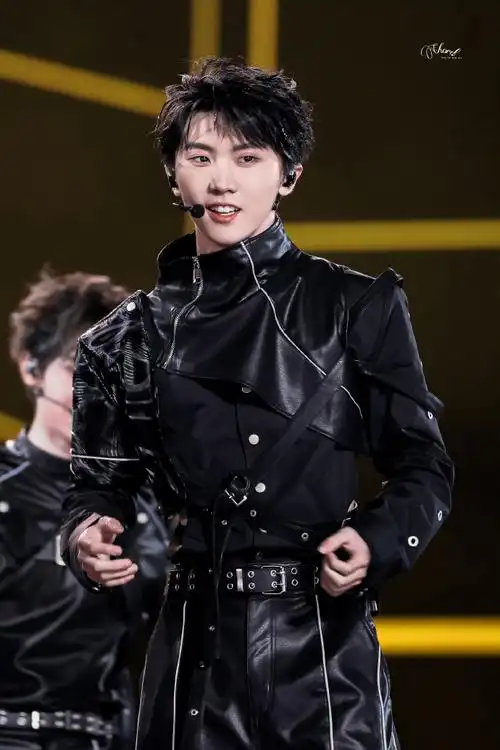 马嘉祺楼间楼演唱会##马嘉祺灿烂的花园