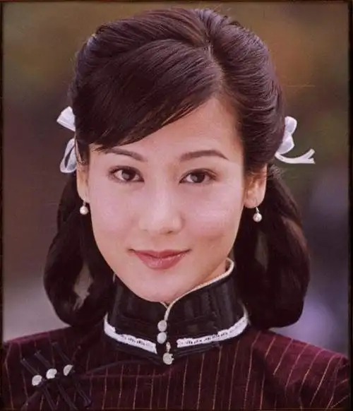 /p> p>1998年出演首部电视剧《 a target="_blank" href="/item/台湾