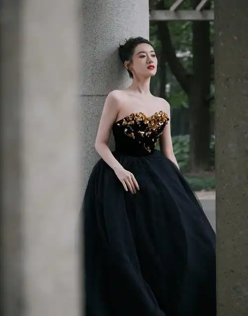 袁冰妍～神秘黑色_腾讯新闻