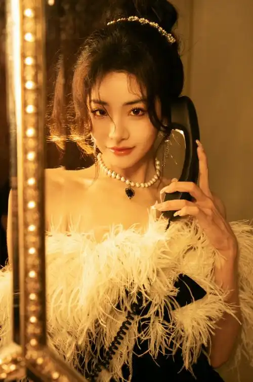 喻言说时髦单品是脸##喻言时髦青年两周年城市派对