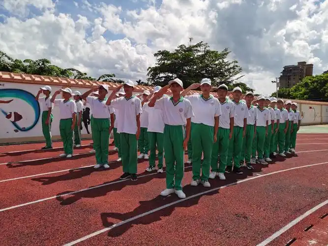 汗水致敬成长 青春在磨砺中闪光 ——记琼海市嘉积第三中学2020年秋季