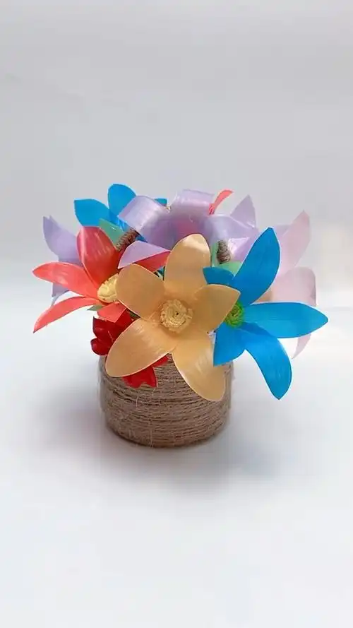 手工制作#一个矿泉水瓶子做的小花篮,学不会,我把老板炒鱿鱼-度惺视