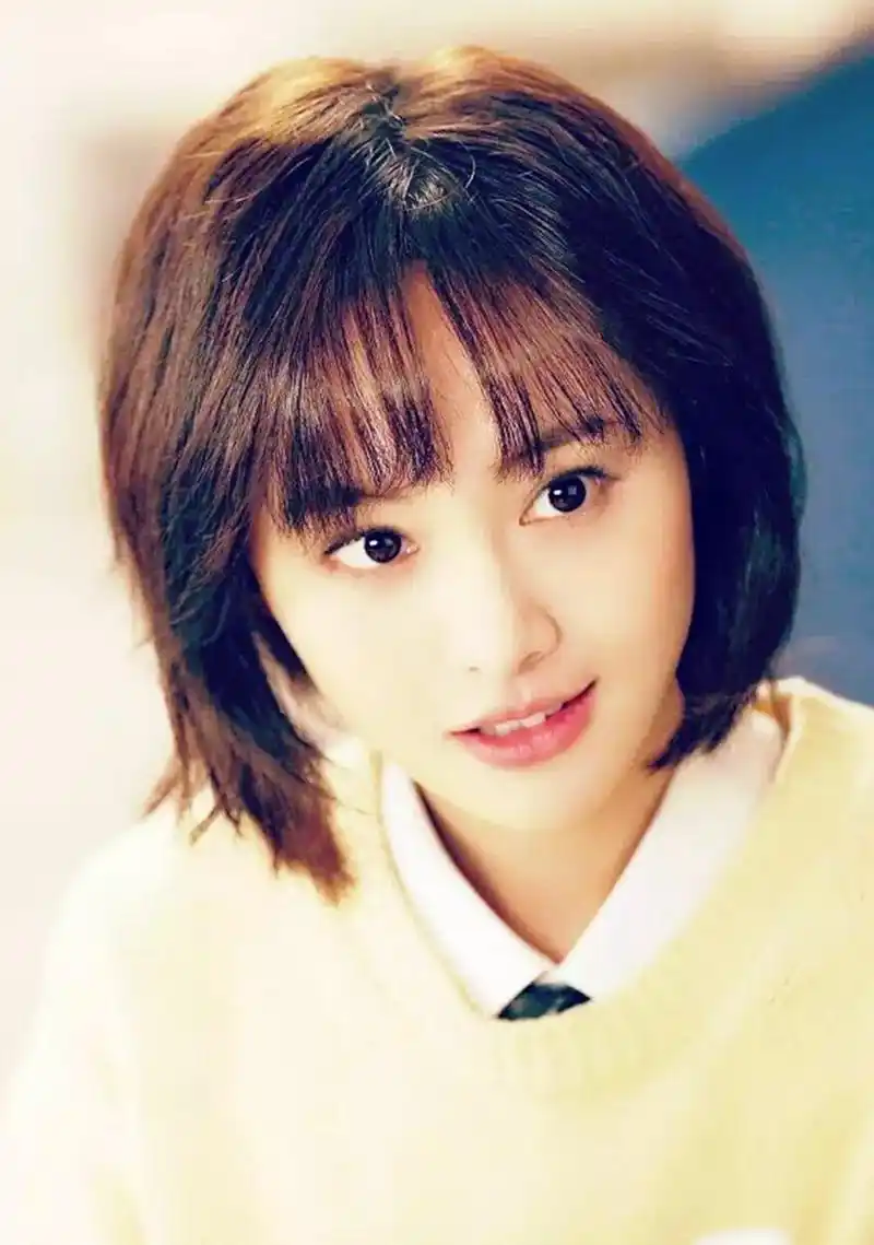 郑爽真会穿,穿着简约清新脱俗,网友:好漂亮的小仙女!