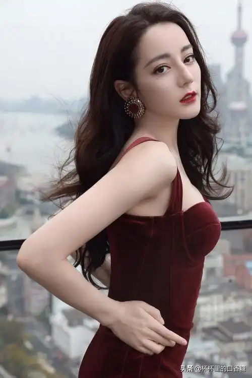 世界最美的女人(世界最美的女人第一名中国人)-骁龙网