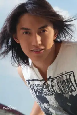 金磊_演员_作品_个人资料_简历_生日_经历_留言 - 酷乐米