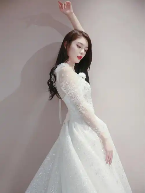 我傅菁小姐姐的婚纱造型也太a了吧_婚纱_韩国_泡泡袖_b.