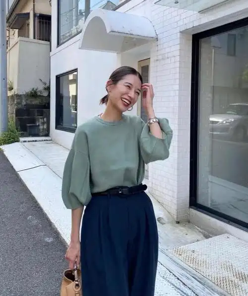 小个子穿搭模板,身高155日本博主示范显高穿法,轻松穿出高挑感