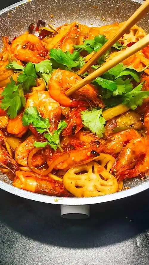 干锅虾,干锅虾的家常做法 - 美食杰干锅虾做法大全