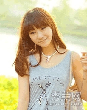 唯美女生长发发型 时尚流行人气高