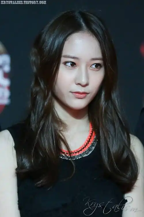 郑秀晶的这种发型可以烫出来吗?