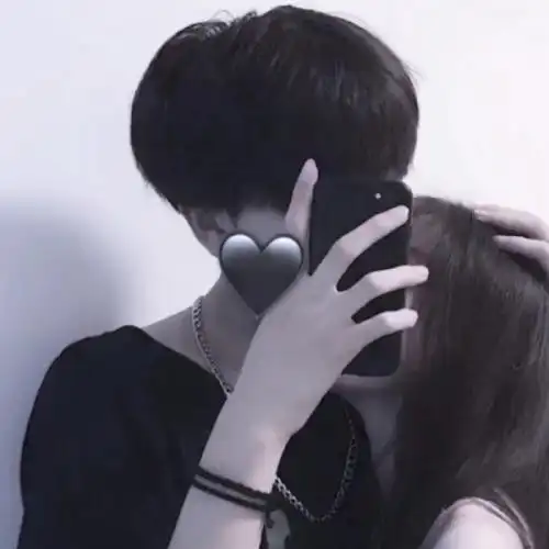 情侣头像帅气的男女真人善良的人永远是幸福的