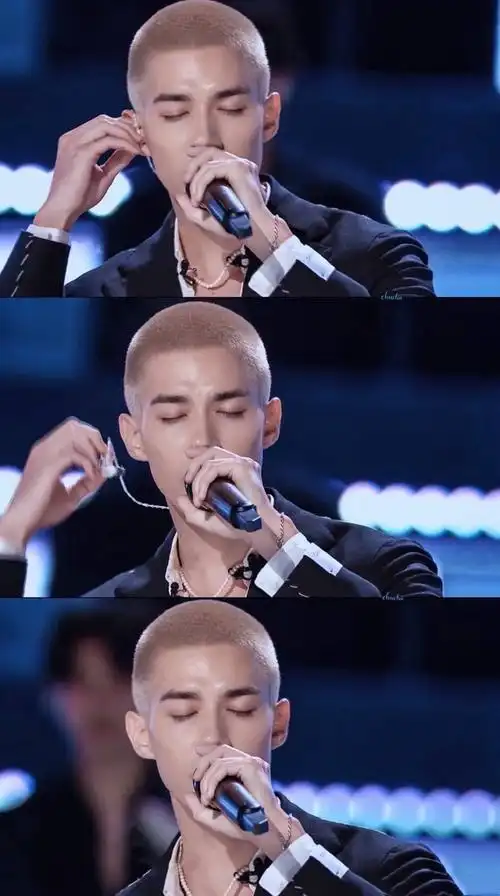 回应: i米卡在吗?付费收米卡帅照啦!