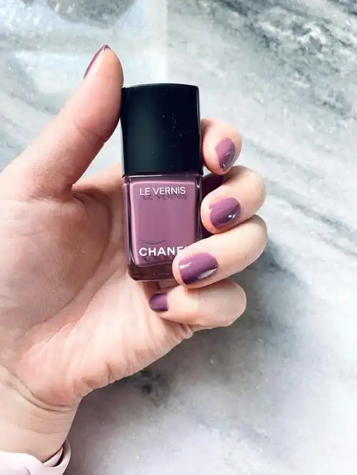 香奈儿指甲油739mirage