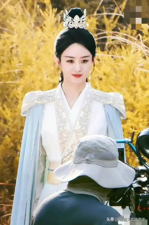 赵丽颖&林更新二搭《与凤行》即将开播!剧点马自达拉满cp感!