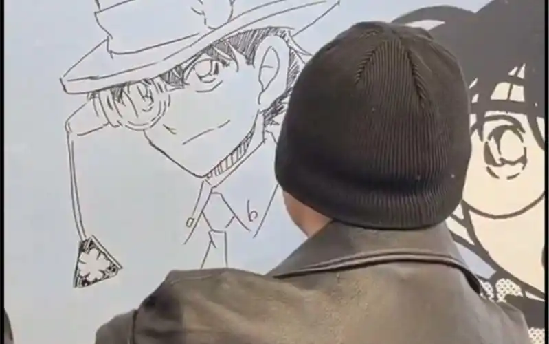 青山刚昌2024现场绘制怪盗基德-evildoers5-名侦探柯南手绘-哔哩哔哩