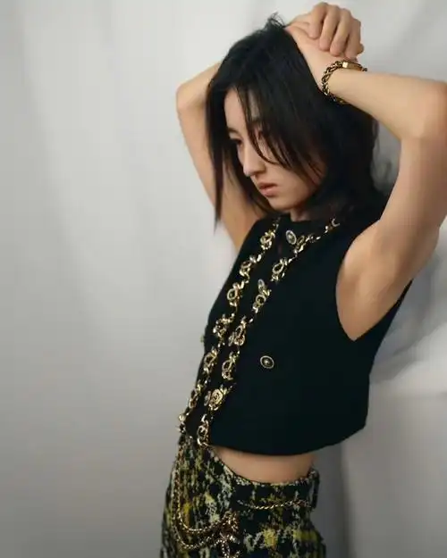 张子枫年代感笑容