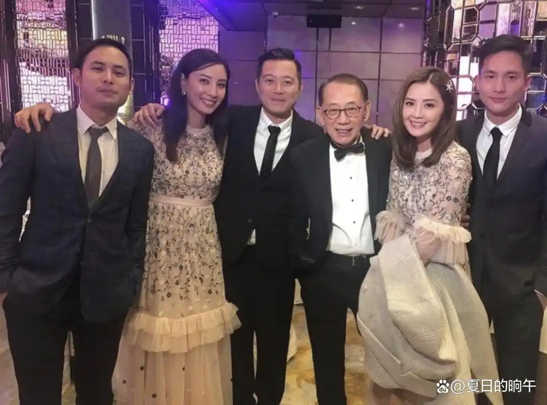 蔡卓妍被曝与富三代男友分手,交往六年已见家长,男方仍无意结婚