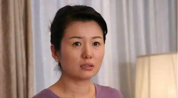 3任妻子均貌美如花,晚年却绯闻缠身形象尽毁|杜志国|郑卫莉|杨丽_新浪