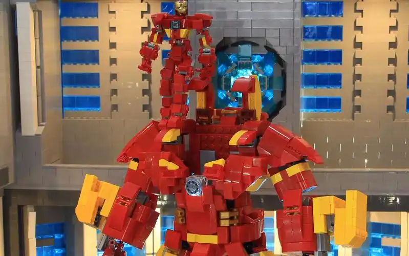 复仇者联盟钢铁侠真反浩克乐高式载人机甲积木moc装甲