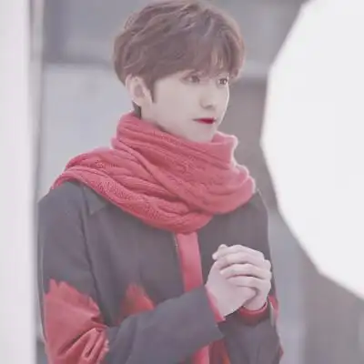 自制蔡徐坤头像了解简介 cr:蔡徐坤vb超话  ks:陈泱然>