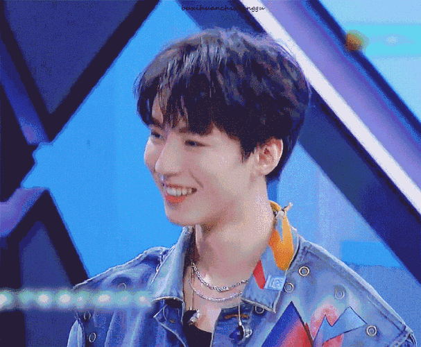 tf家族一代二代同台##王俊凯你好星期六