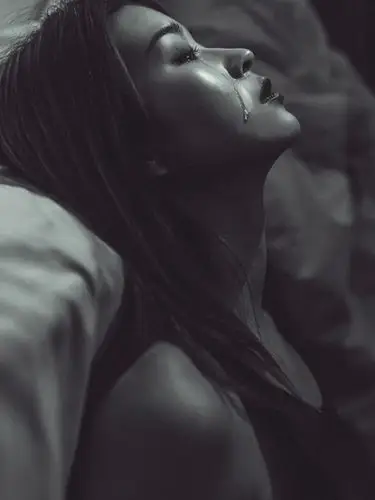 伤感色调美女壁纸一组