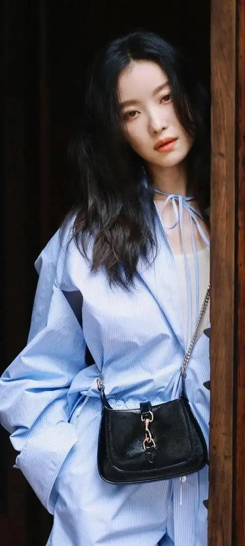 倪妮高清壁纸太爱叶流西我西姐太帅了