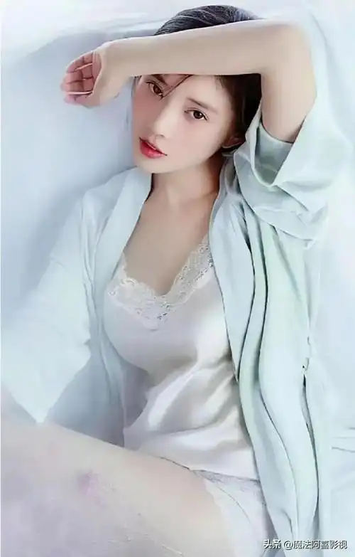 中国内地女演员徐冬冬