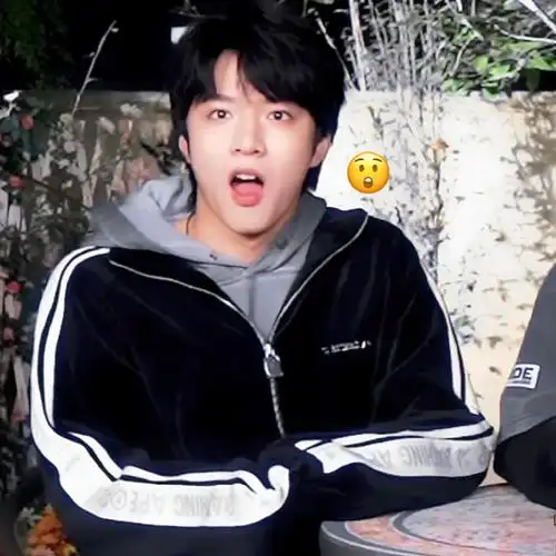 和刘耀文一起拥抱春天