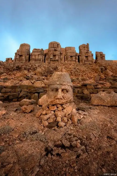 探秘中国的"死亡之海":罗布泊无人区