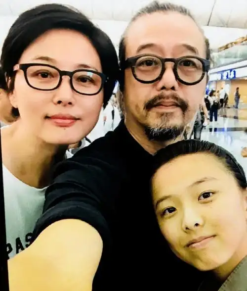 "男人婆"张延的老公竟然是《余罪》中的黑老大"傅国生"的扮演者张锦程