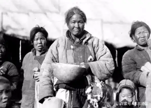 流浪的穷苦百姓