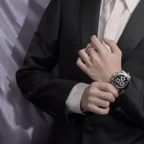 210127 手控党的福利又来了 请查收王俊凯的帅手指