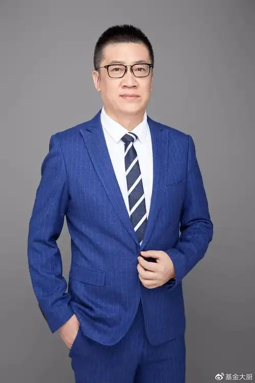 安丰利混合a(003886),基金经理:陆丰汇安泓阳三年持有期混合(009566)