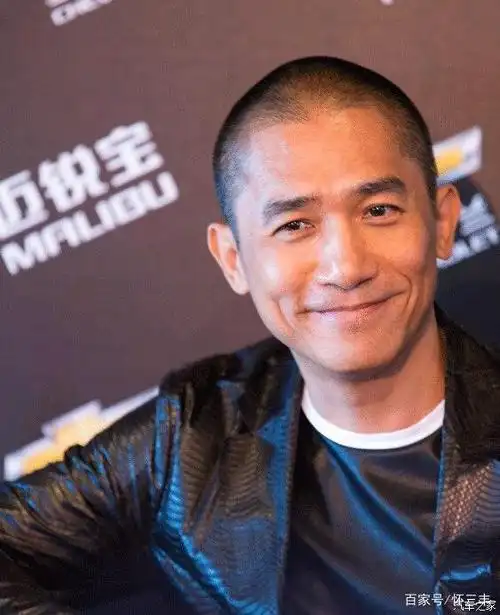 听说梁朝伟忧郁的眼神会放电