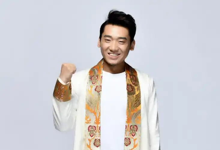 扎西平措再登《我要上春晚》舞台 演唱《回到拉萨》晋级