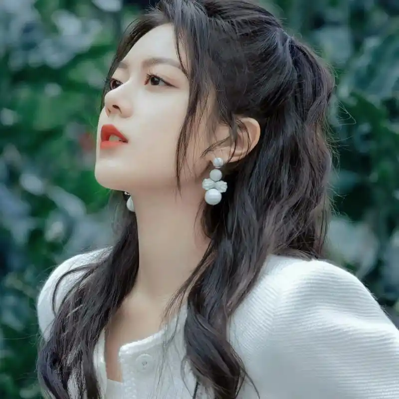 新鲜感在她身上永远存在90.#赵今麦 #头像 #一眼沦陷 - 抖音